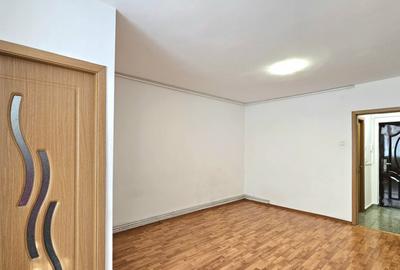 Garsoniera Libera Etaj 1 - 500 M Lacul Noua - 3