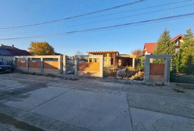 Varsatura , teren + casa in construc?ie - 2