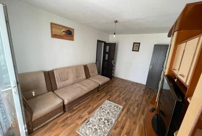 Apartament cu 3 camere decomandat, mobilat în Lăpuș - 2
