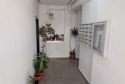 Apartament cu 2 camere decomandat în Militari