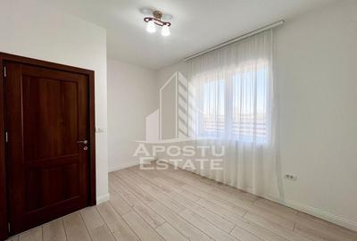 Jumatate de Duplex, 4 camere, 2 locuri de parcare,curte, Mosnita Noua - 6