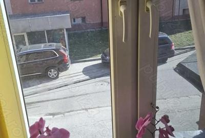 Apartament cu 3 camere decomandat în Central - 8