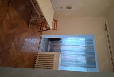 Apartament cu 3 camere decomandat în Circumvalațiunii - 6