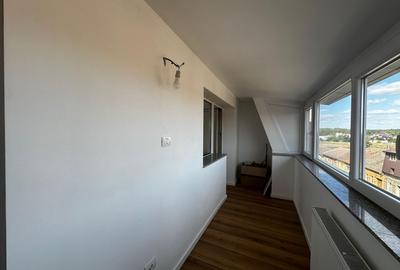 Apartament complet renovat cu scara interioara - 16