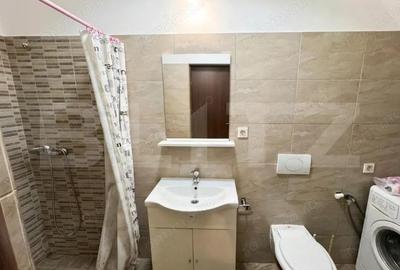 Garsonieră decomandată în Central