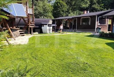 Casă cu Teren 3300 Mp în Central - 11