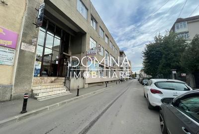 Birou, de 25 mp, în Central - 5