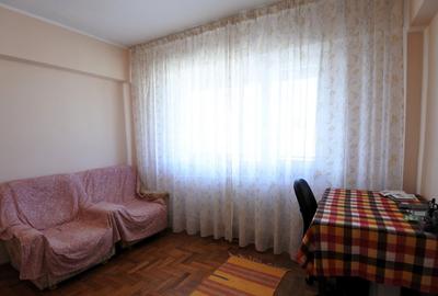 Apartament cu 4 camere decomandat în Republicii - 7