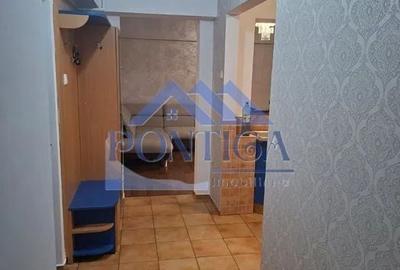 Apartament cu 2 camere decomandat în Casa de Cultură - 3