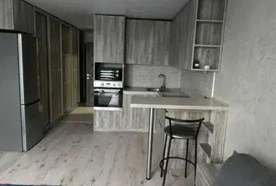 Garsonieră decomandată în Decebal - 2