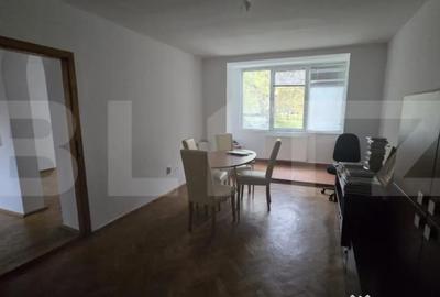 Apartament cu 3 camere decomandat în Micro 15 - 2
