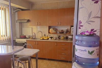 Inchiriez apartament 3 camere, Voluntari, str. Hotarului nr. 7C, 600 euro negociabil