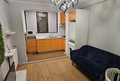 Propietar Inchiriez Apartament 2 camere Centru - 1