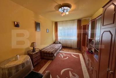 Apartament de inchriat, cu 3 camere, zona ?colii Moisil
