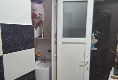 Garsonieră semidecomandată în CET - 3