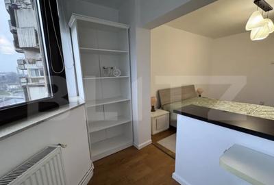 Apartament cu 3 camere semidecomandat în Central - 3