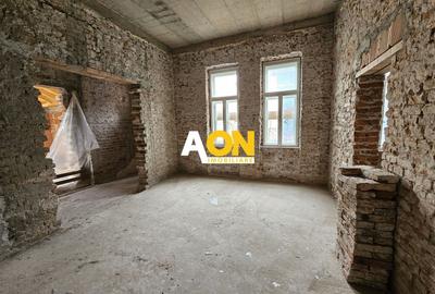 Casă individuală cu 11 camere cu Canalizare în Central - 6