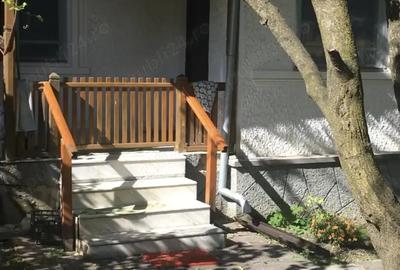 Inchiriere casa Breaza,120 mp,3 dormitoare ,sufragerie baie2 holur i, bucatarie ,centrala gaze ,tera Inchiriere casa Breaza,120 mp,3 dormitoare ,sufragerie baie2 holur i, bucatarie ,centrala gaze ,tera - 8