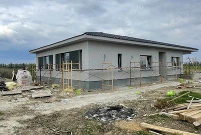 De vanzare duplex pe parter in Remetea spre Bucova? - 3