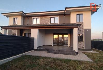 Duplex cu 5 camere cu Canalizare în Becicherecu Mic - 27
