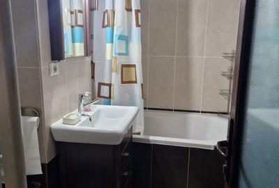 Apartament cu 3 camere decomandat în Vladimirescu - 1