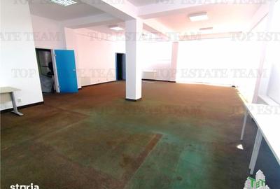 Spațiu comercial, de 220 mp, în Central - 3