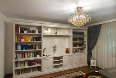 Apartament cu 3 camere decomandat în Rădăuți