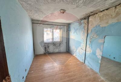 Apartament de vanzare, cu 3 camere decomandat  ZONA NORD - 5