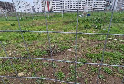 Teren de 385 mp, în Militari - 1