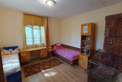 Casă cu 3 camere cu Teren 2871 Mp în Giubega - 7