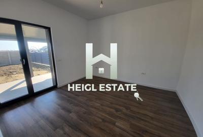 Duplex cu 4 camere cu Canalizare în Moșnița Nouă - 9