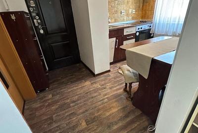 Garsonieră decomandată în Central - 2