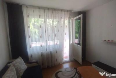 Apartament cu 2 camere semidecomandat în Podu Roș - 6