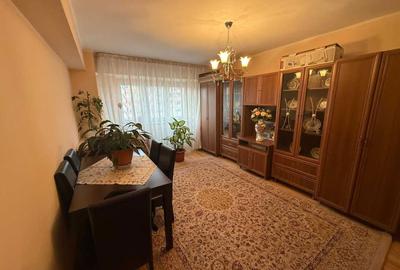 Apartament cu 3 camere decomandat în Gară - 2