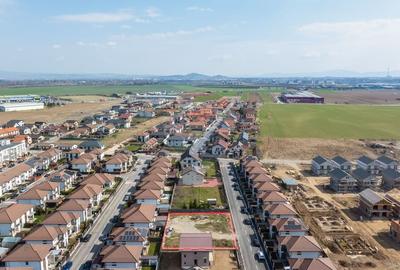 Teren Construcții intravilan de 775 mp, în Central - 5