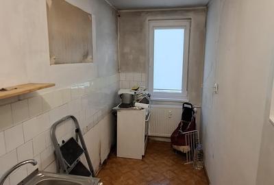 Garsonieră decomandată în Drumul Taberei - 8