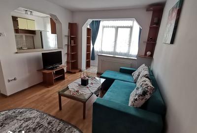 Garsonieră decomandată în Central