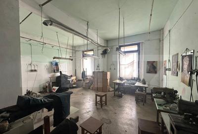 Spa?iu comercial de vanzare 280 mp zona 14 MAI - 3