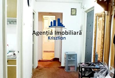 Apartament cu 2 camere de vanzare - Zona Micro 17 - 1