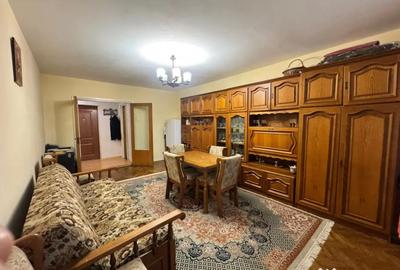 Apartament cu 3 camere decomandat în Săsar - 13