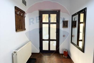 Vila P+M cu 3 camere, de inchiriat, zona Far Constanta - 26