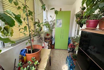 Apartament cu 2 camere decomandat în Apărătorii Patriei - 5