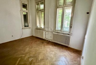 Casă individuală cu 10 camere cu Canalizare în Dorobanți - 5