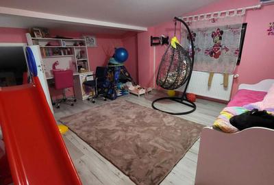 Apartament cu 3 camere decomandat în Valea Adâncă - 6