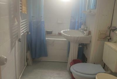 Apartament cu 2 camere decomandat în Central - 3