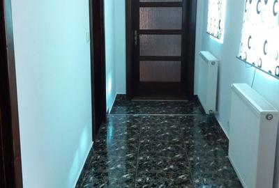 Casă cu 4 camere în Central - 5