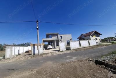 Casă cu 1 camere cu Teren 960 Mp în Lilieci - 2