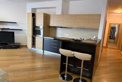 Apartament cu 2 camere decomandat în Elisabetin