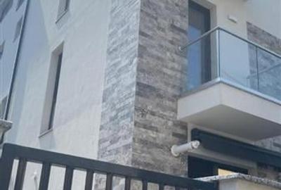 Apartament cu 2 camere decomandat în Baicului