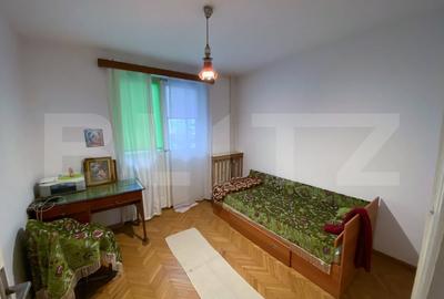 Apartament cu 3 camere semidecomandat, mobilat în Calea București - 4